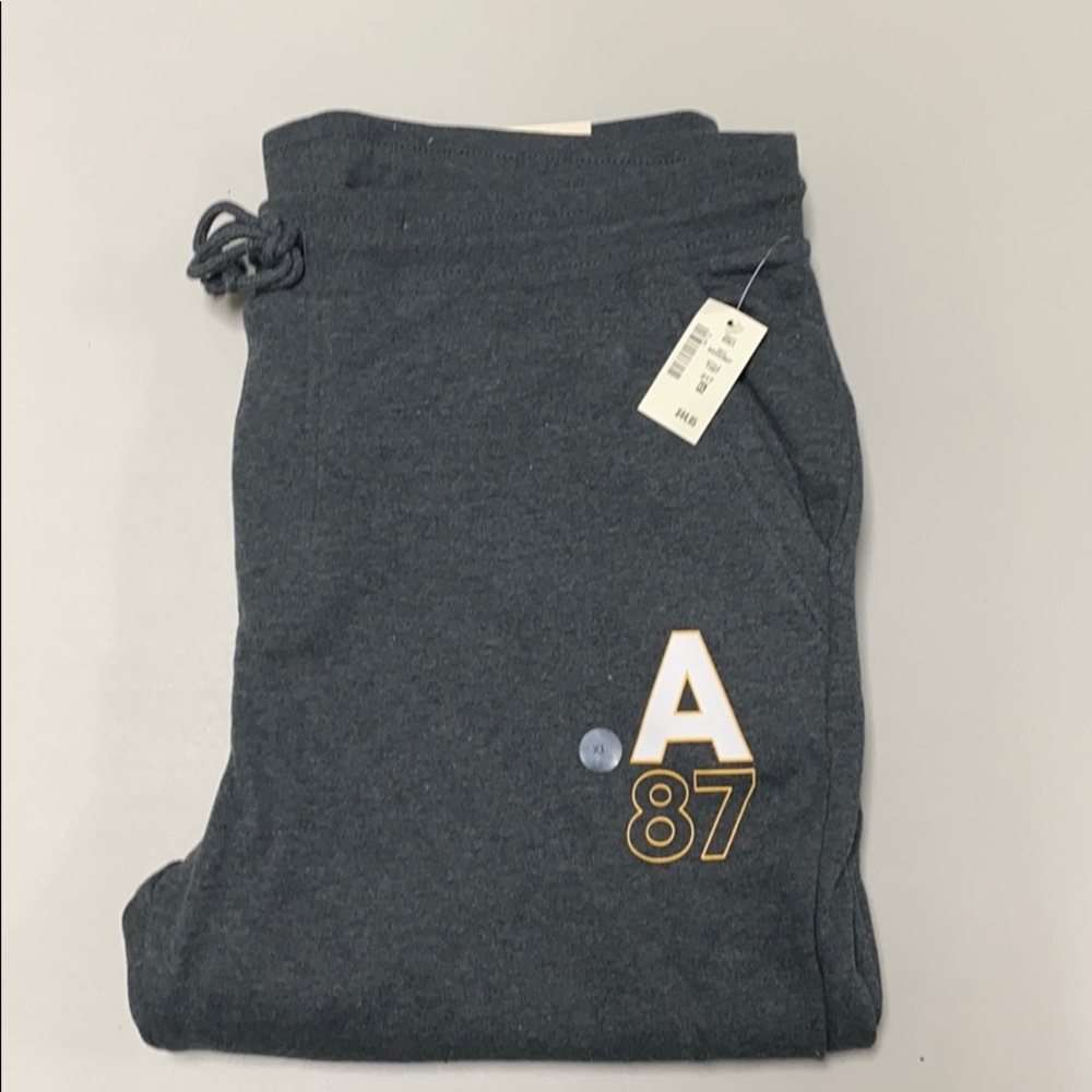 NWT Men’s Aeropostale Classic Jogger Fit Sweats